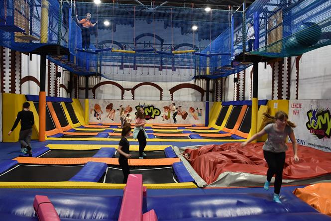 rozrywka w pile 11 2023.JPG