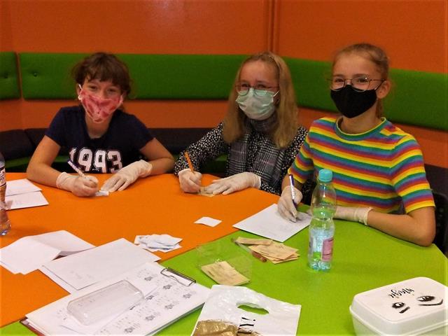 tabliczka1 2020komisja.jpg