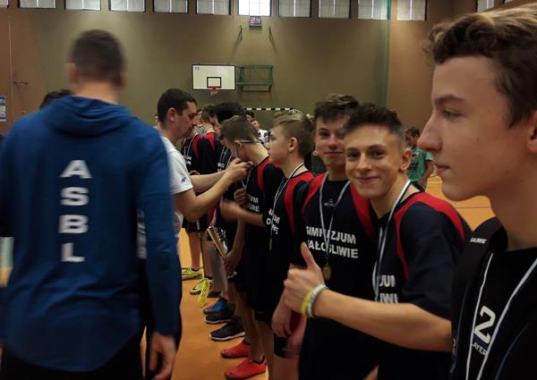 uni hokej 1Piosik2018.jpg