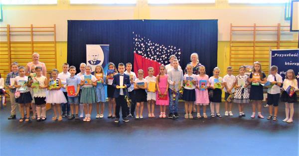 zakonczenie12 2019.JPG