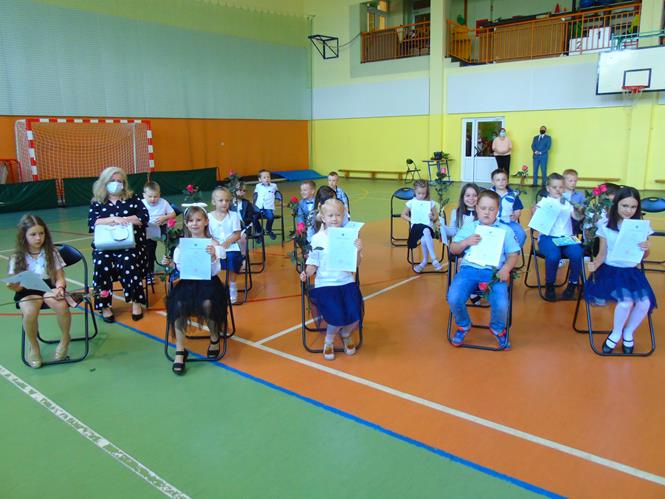 zakonczenie rokuSP12 2021.JPG