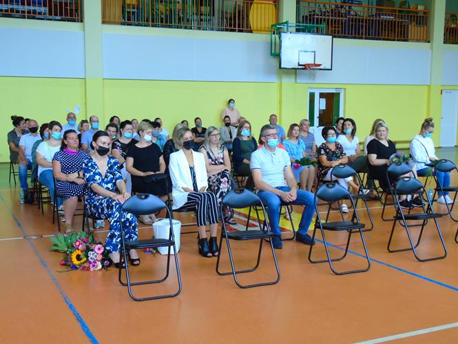 zakonczenie rokuSP20 2021.JPG