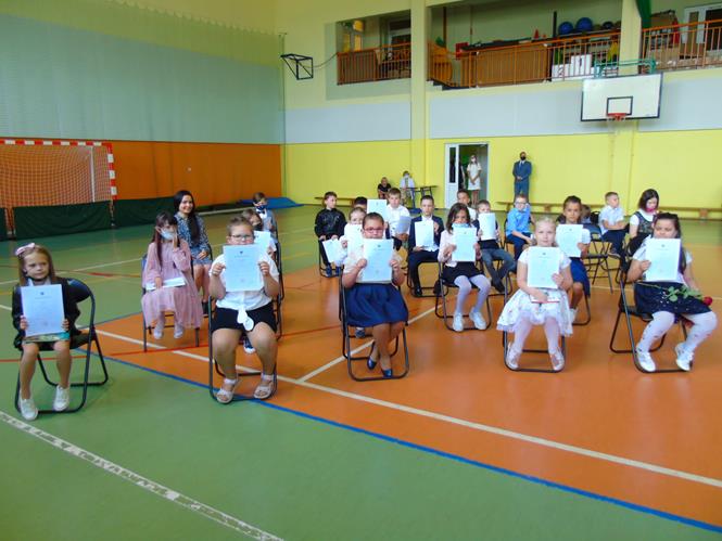 zakonczenie rokuSP26 2021.JPG