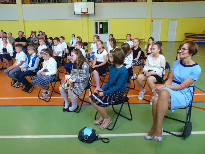 zakonczenie rokuSP35 2021.JPG