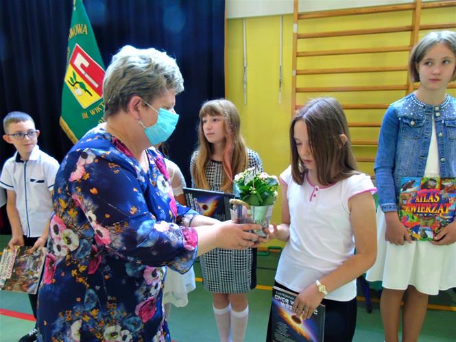 zakonczenie rokuSP43 2021.JPG